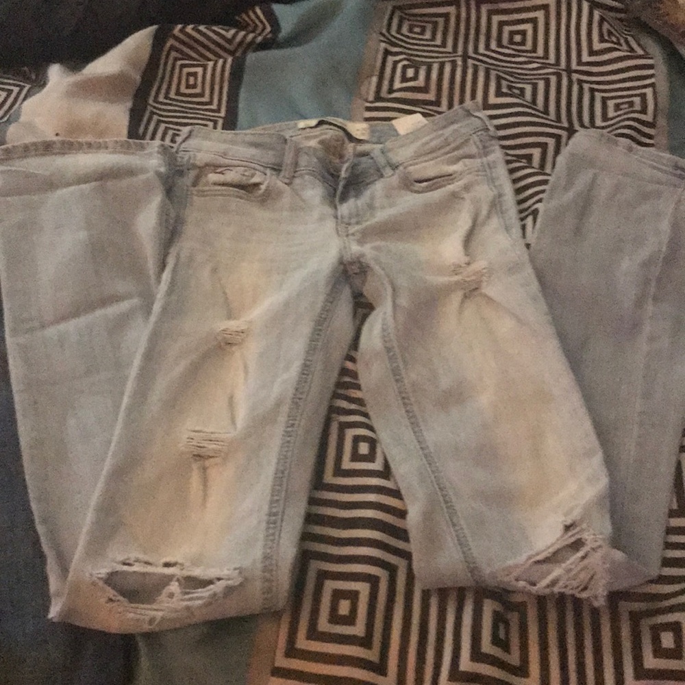 HOLLISTER Jeans Bought them distressed